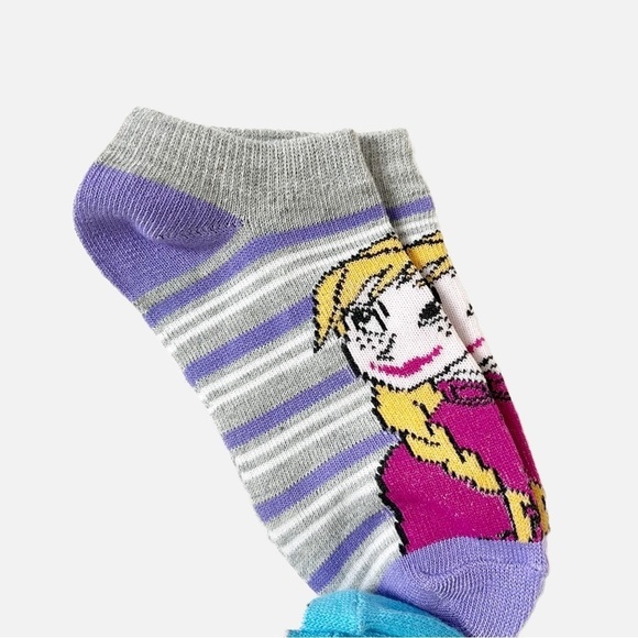 ✨NEW!✨ DISNEY Frozen No Show Girl’s 5 Pair Socks - Picture 7 of 10